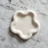 Chunky Daisy Flower Catchall Tray | Spring Trinket Dish